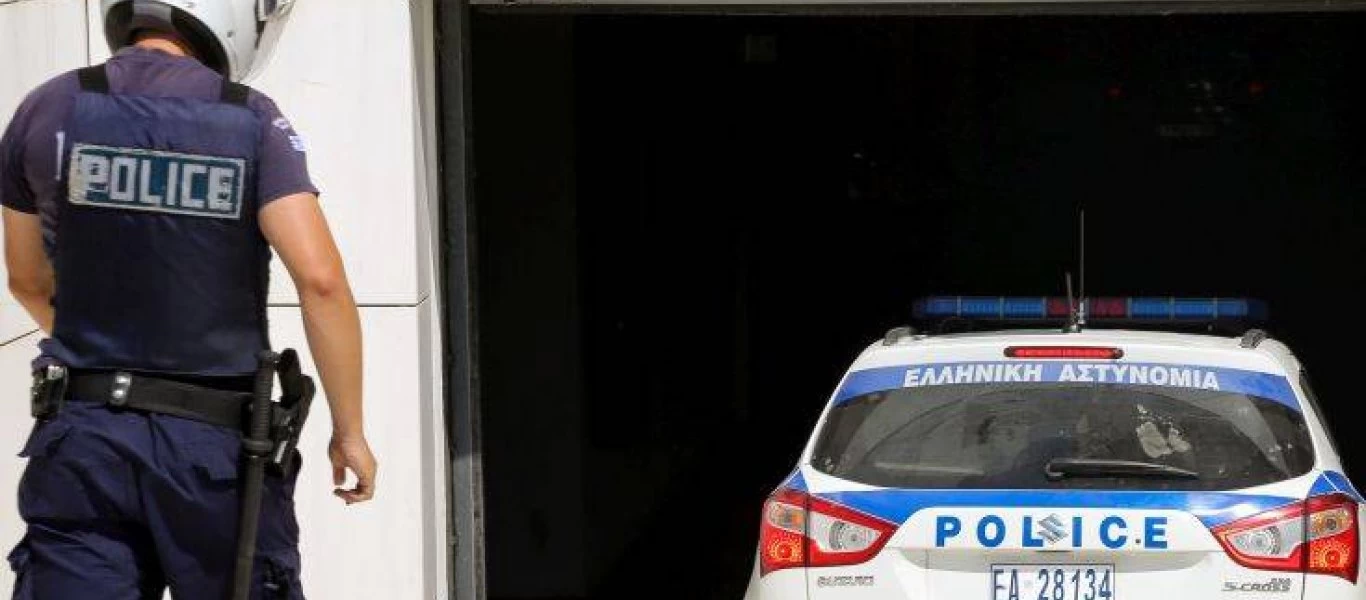 Παρανοϊκές καταστάσεις στη Λαμία: Συνεχίζουν να αφήνουν ελεύθερο Τυνήσιο «πρόσφυγα» που πραγματοποιεί ληστείες